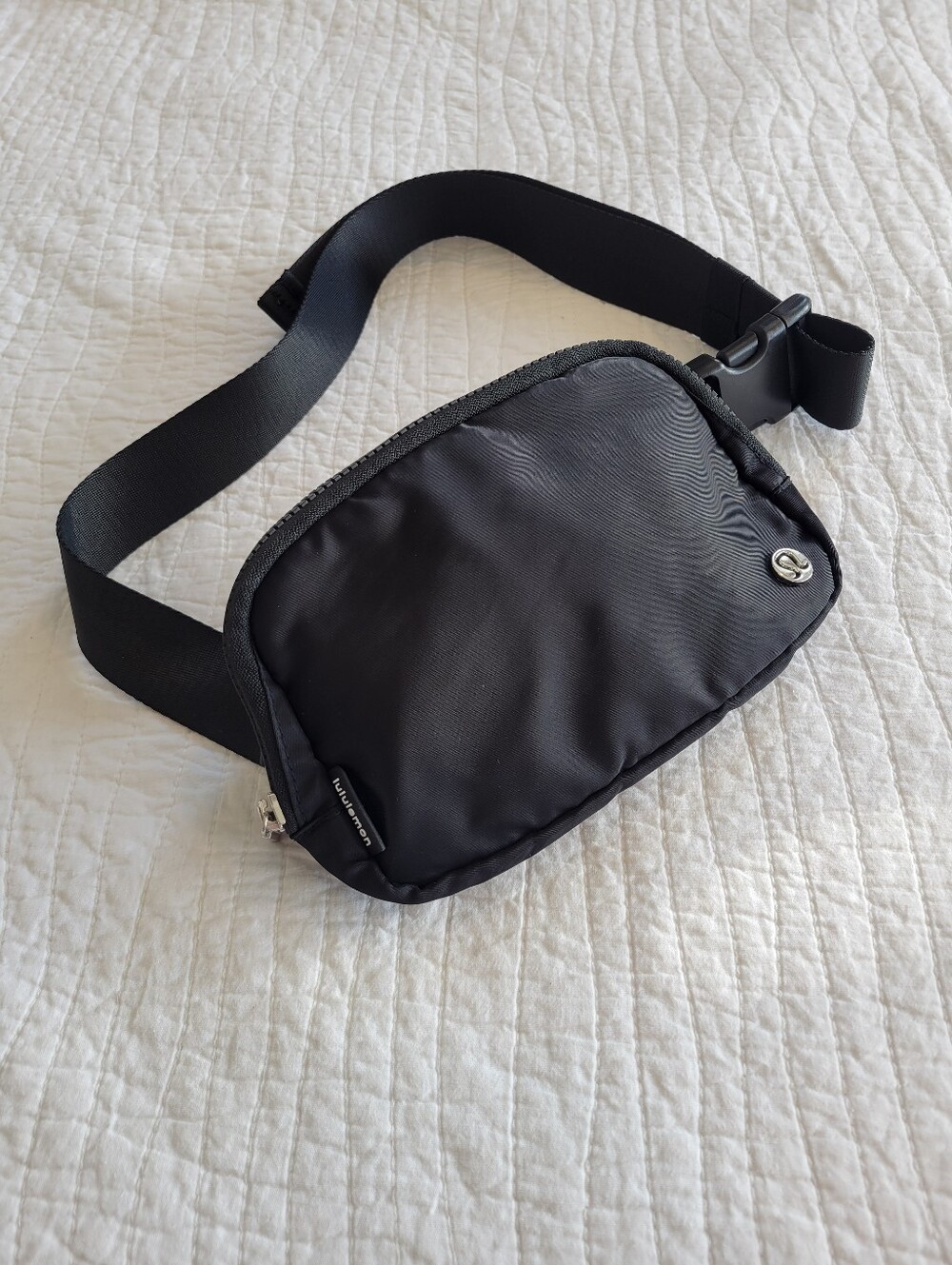 lululemon athletica Black Women’s Belt Bag